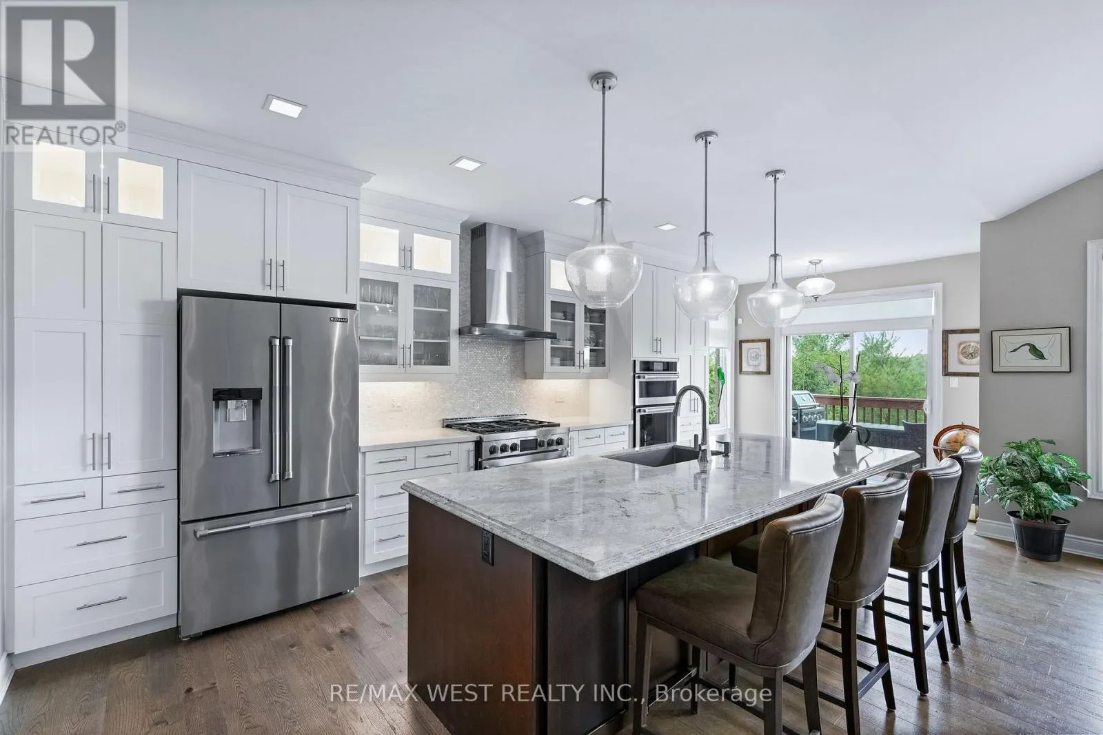 29 - 109 RIDGE WAY