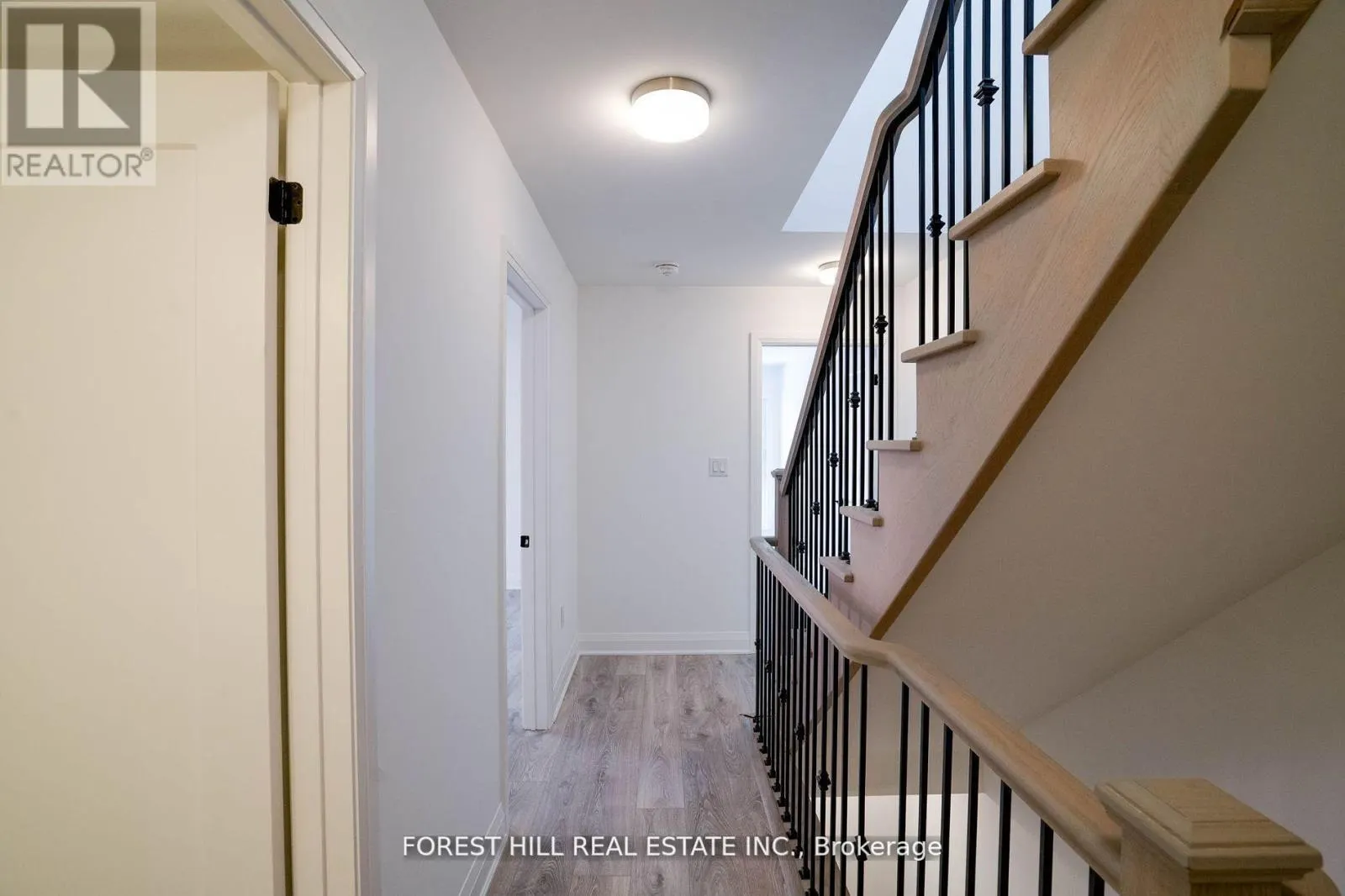 16 CHESLEY STREET