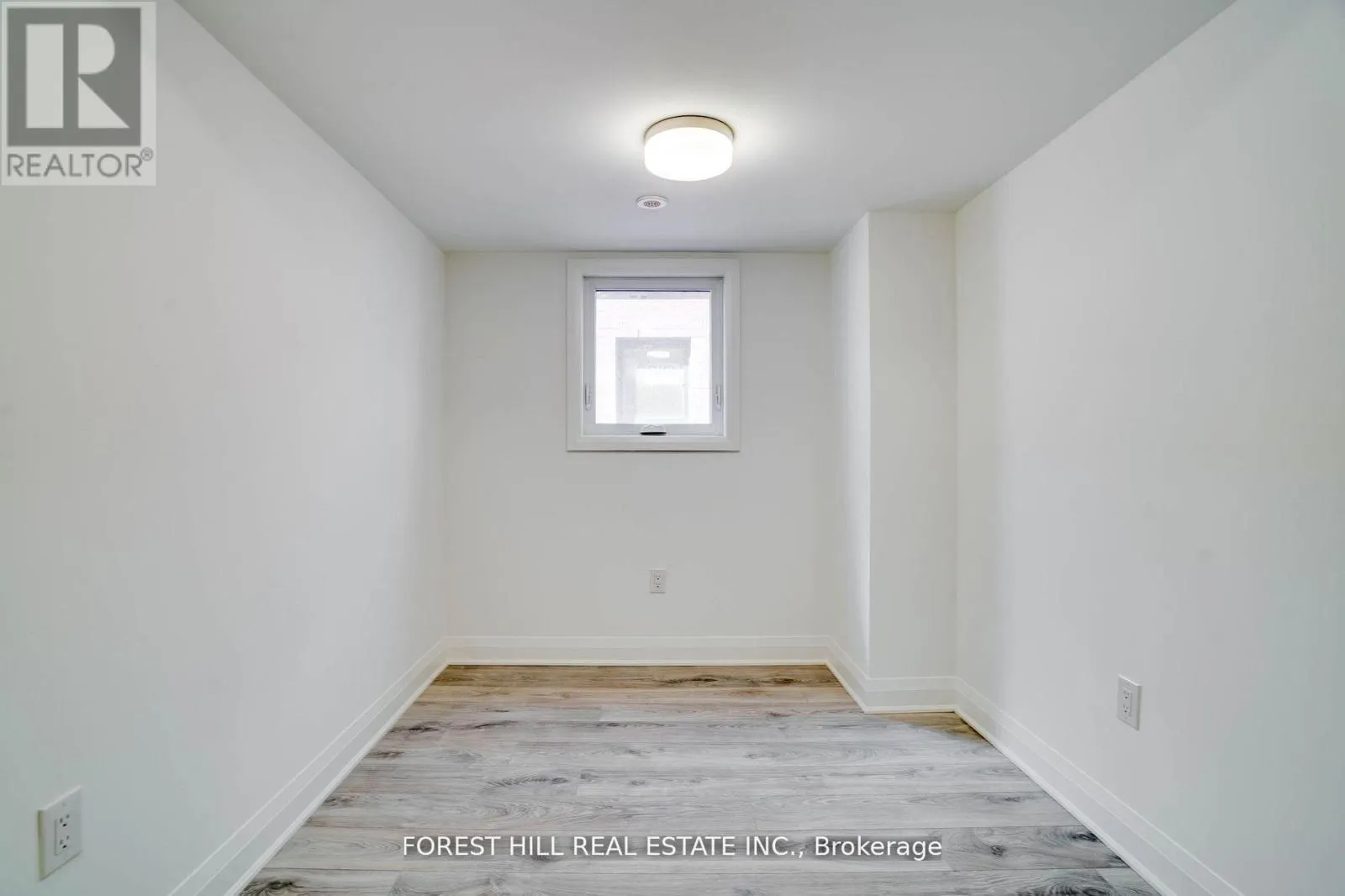 16 CHESLEY STREET
