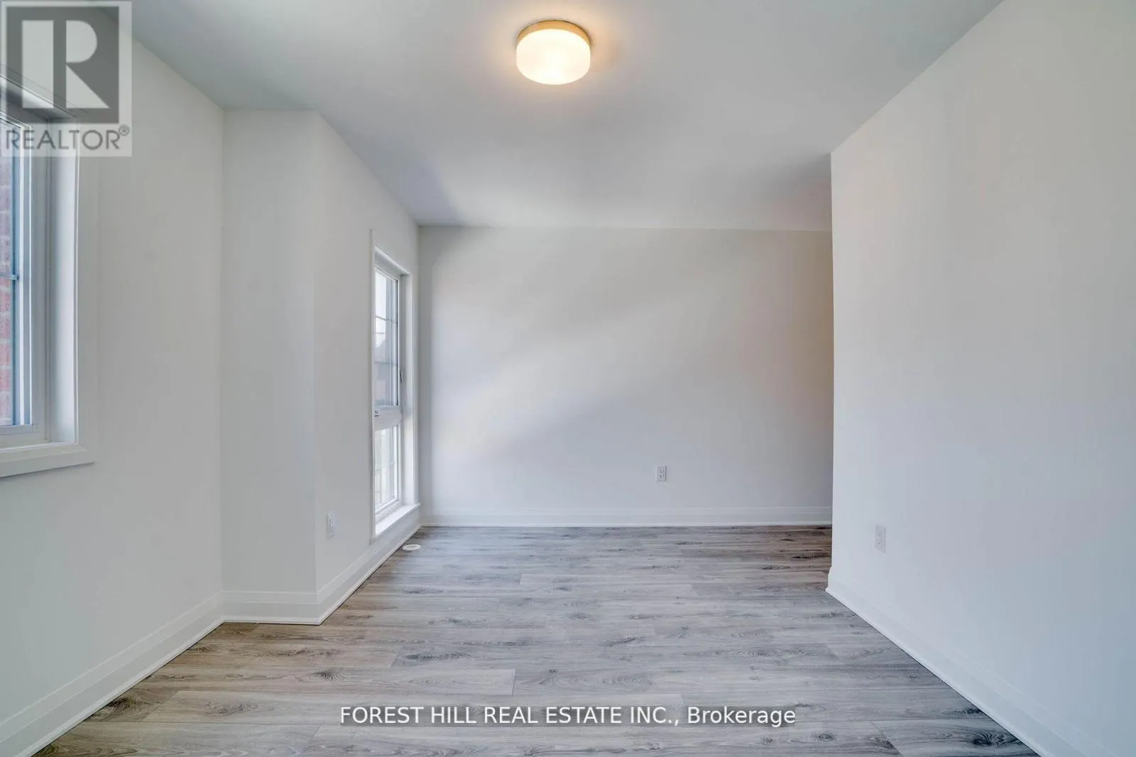 16 CHESLEY STREET