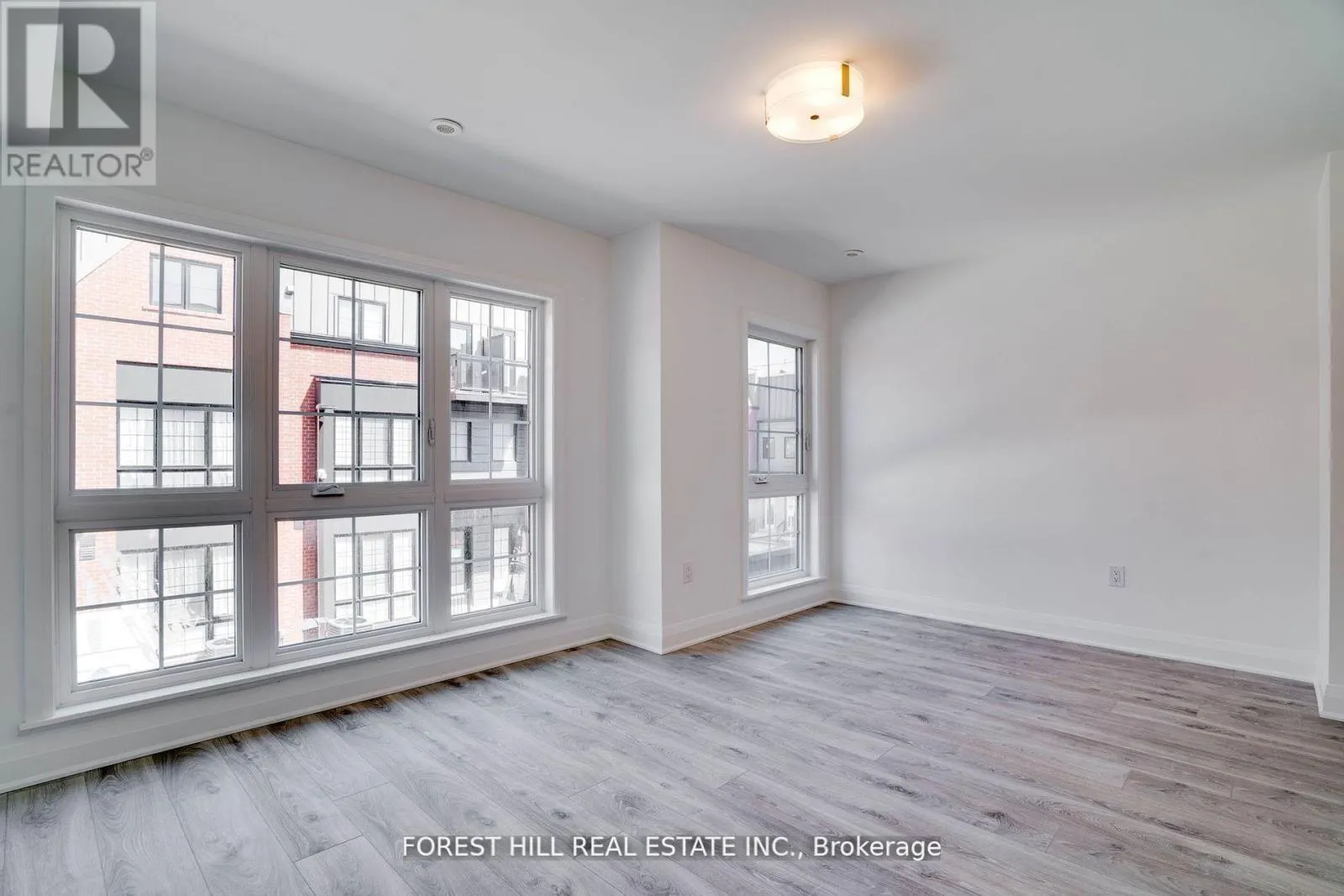 16 CHESLEY STREET
