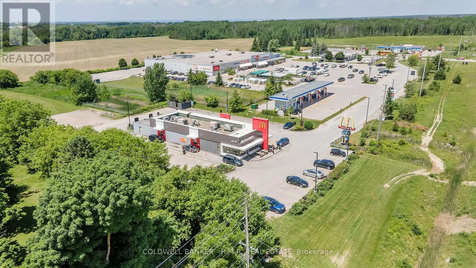 1425 REGIONAL ROAD 15