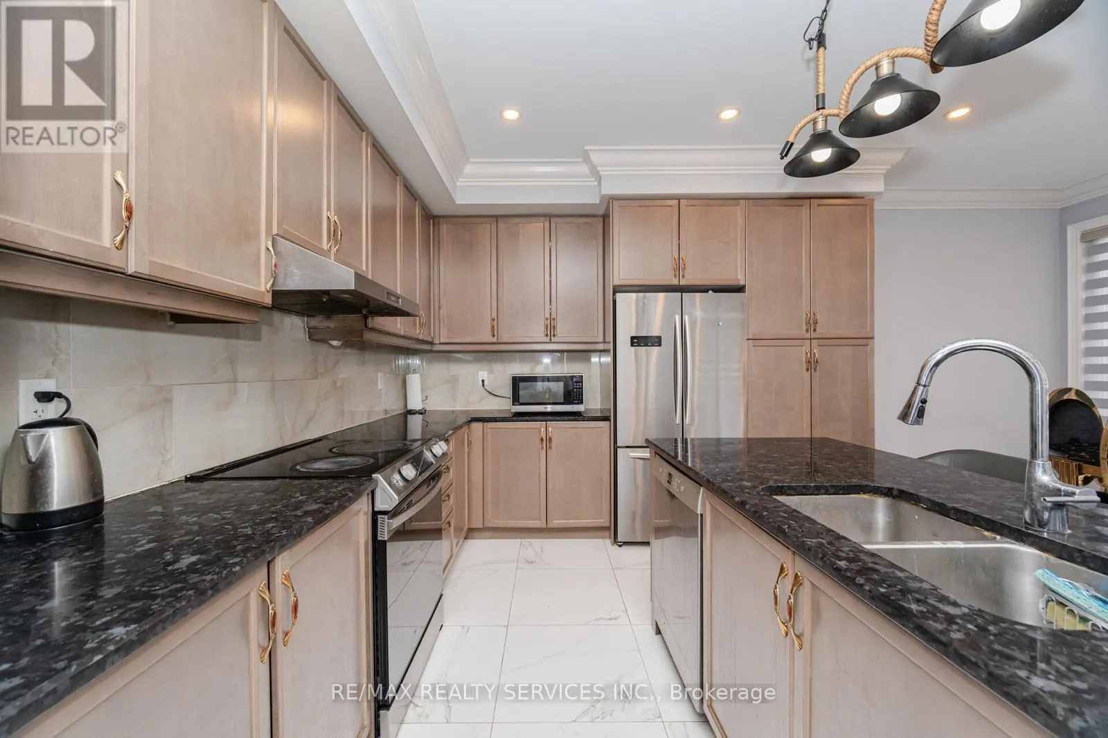 132 MEADOW VISTA CRESCENT