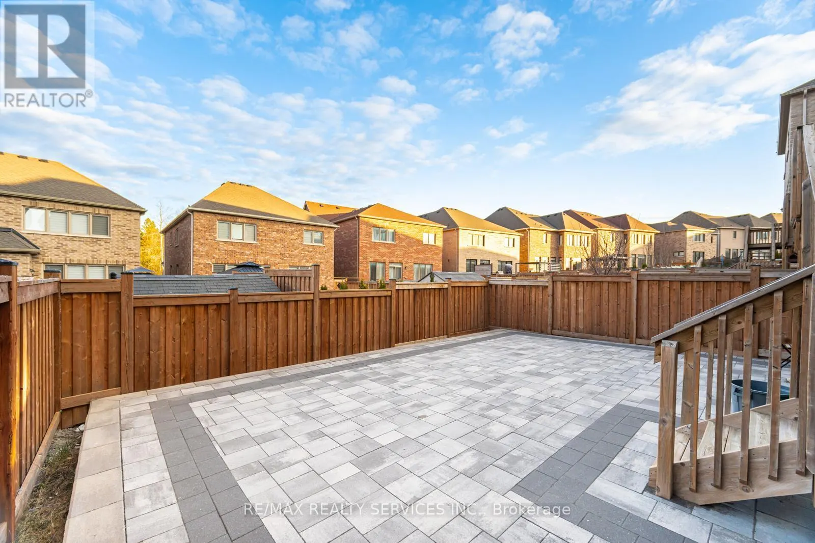 132 MEADOW VISTA CRESCENT
