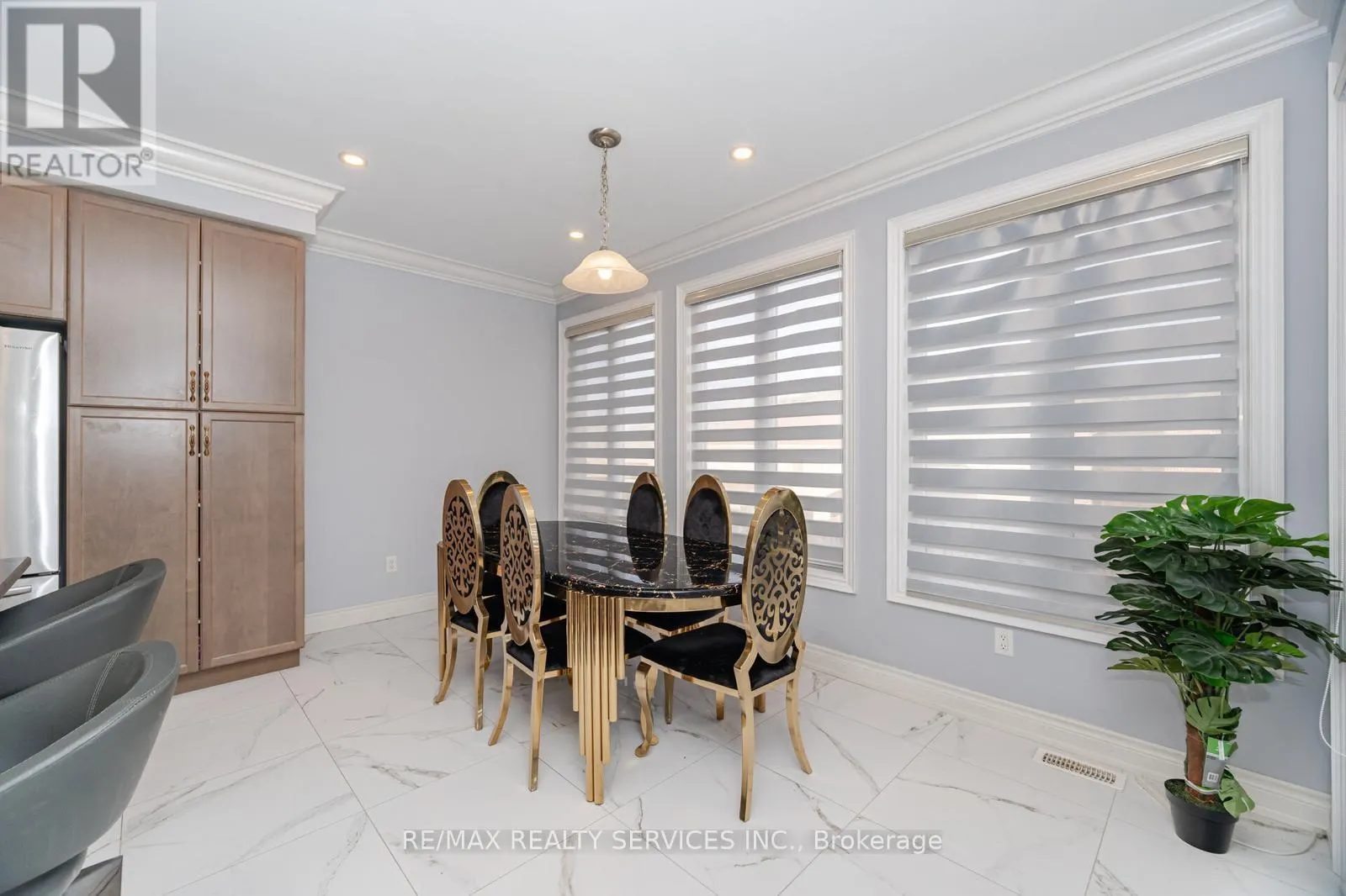 132 MEADOW VISTA CRESCENT