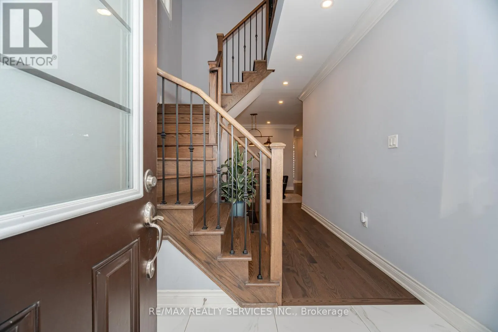 132 MEADOW VISTA CRESCENT