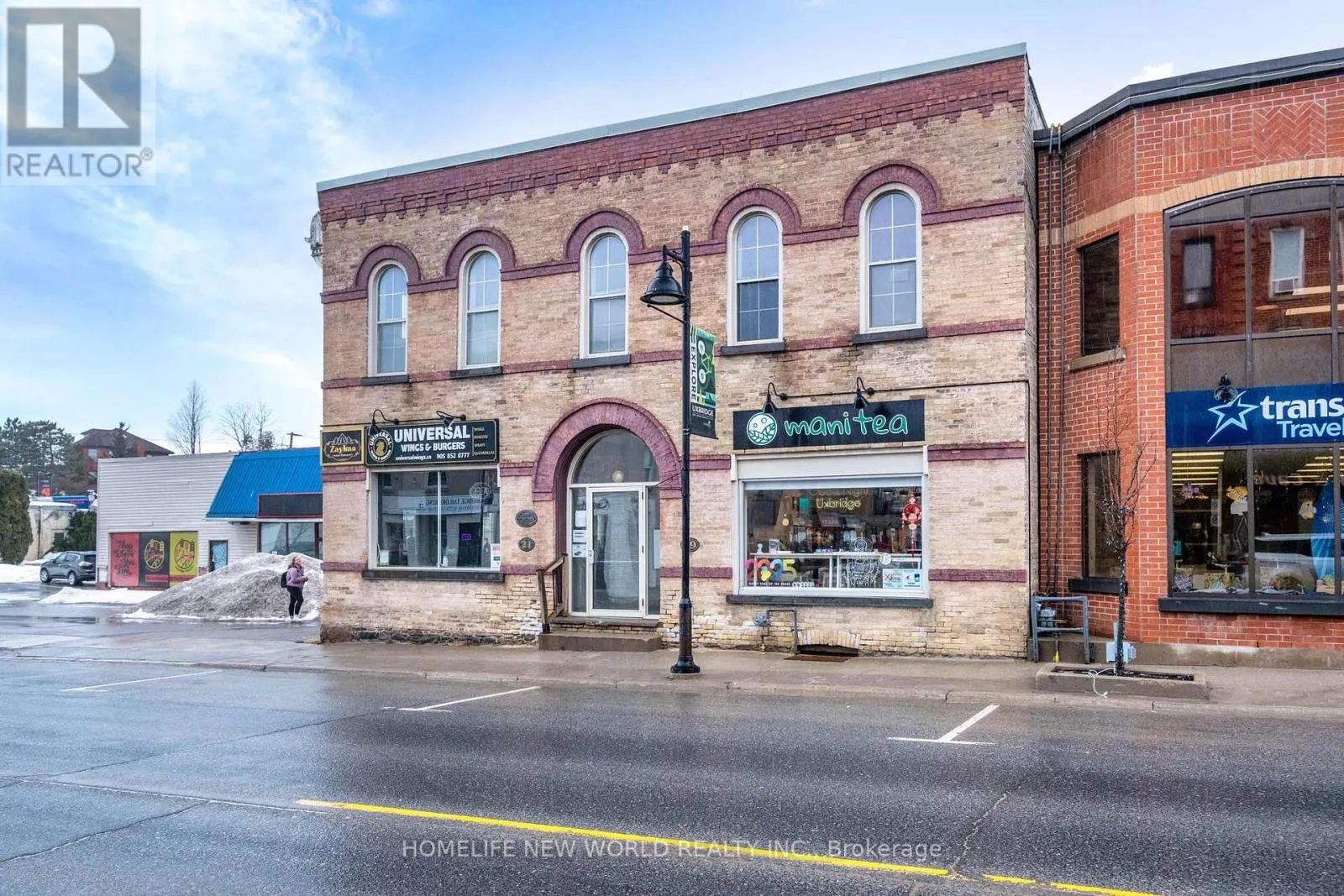 19 BROCK STREET W