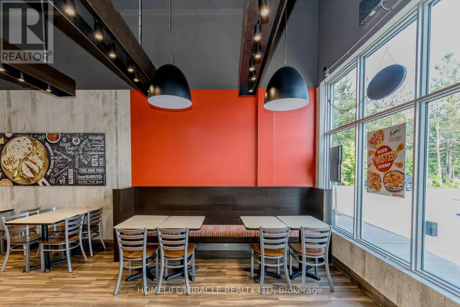 13 - 5292 AURORA ROAD