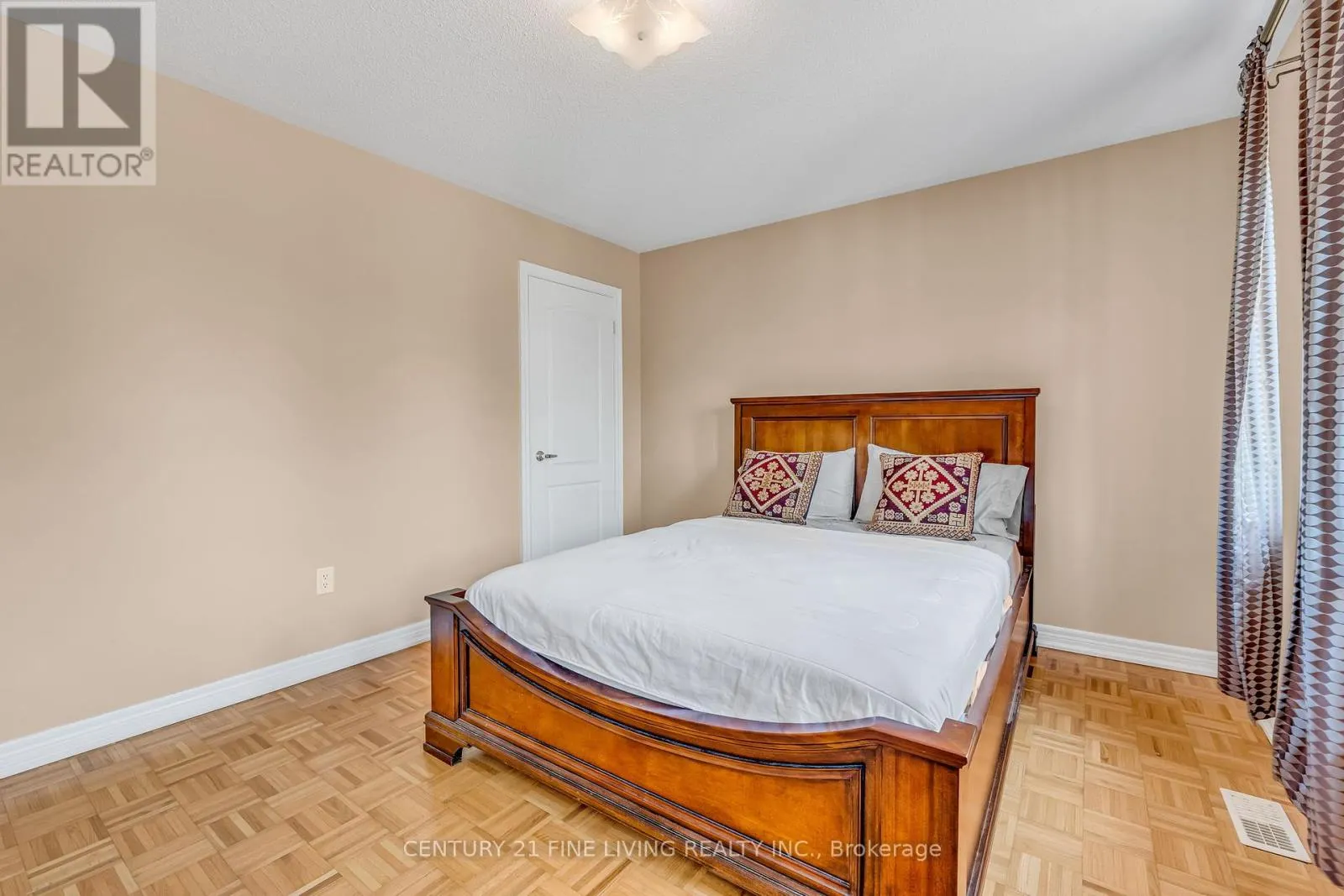 6 RENOIR DRIVE