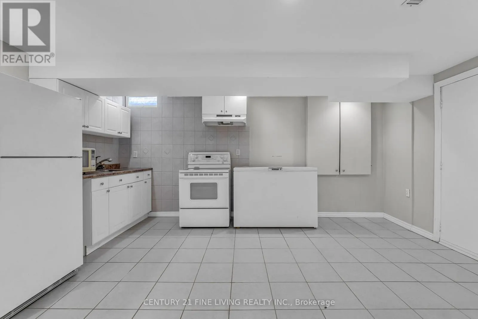 6 RENOIR DRIVE