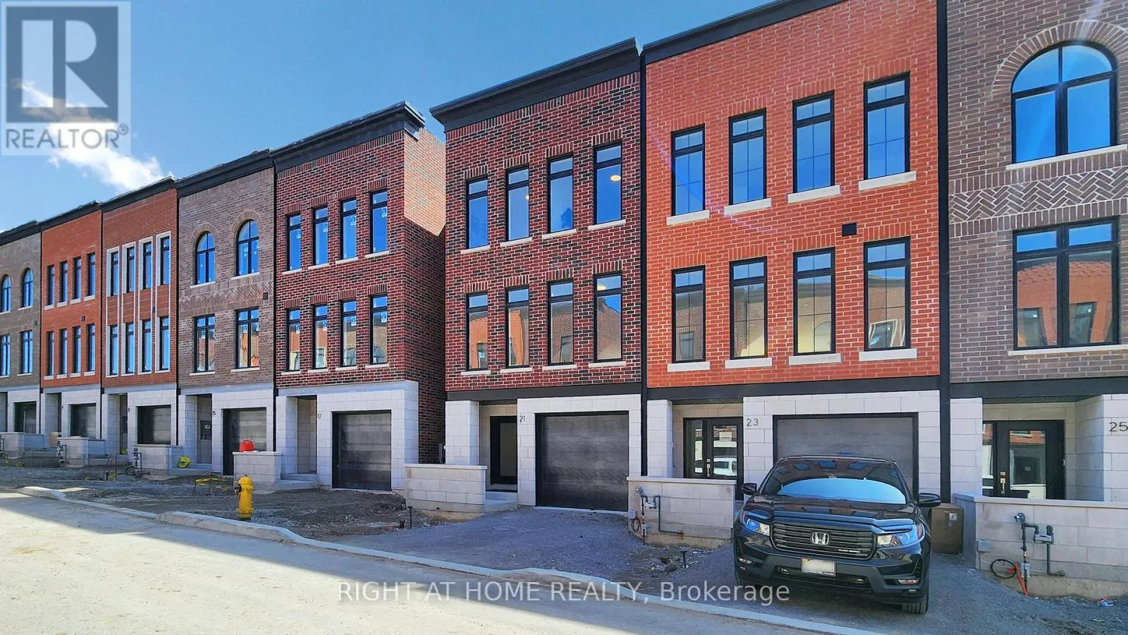 21 CHESTNUT COURT