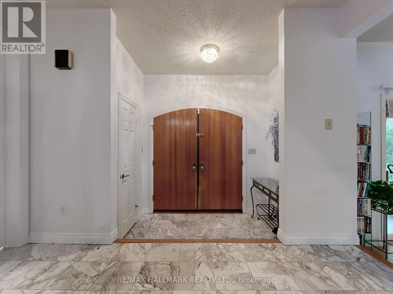 23 FORFARDALE ROAD