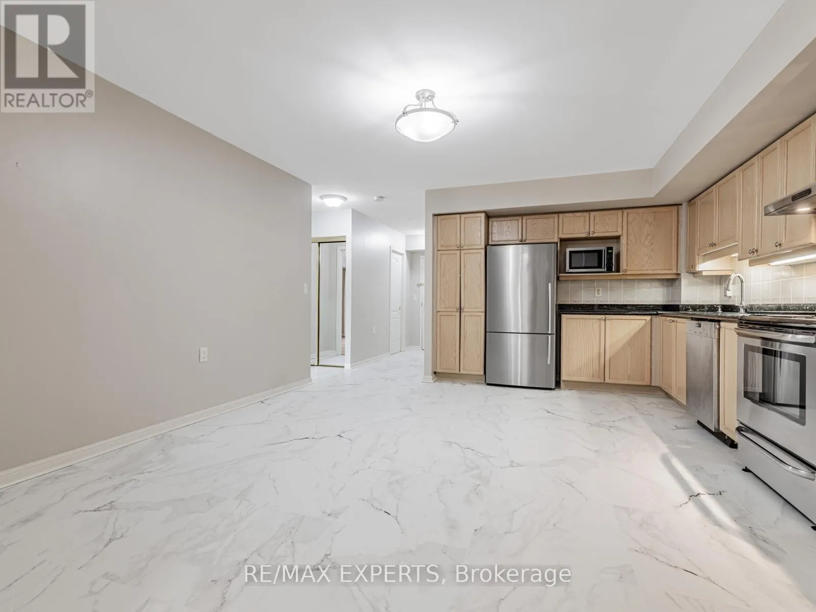301 - 2500 RUTHERFORD ROAD