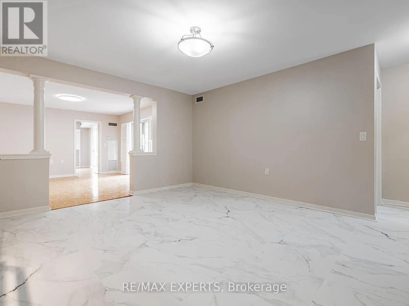 301 - 2500 RUTHERFORD ROAD