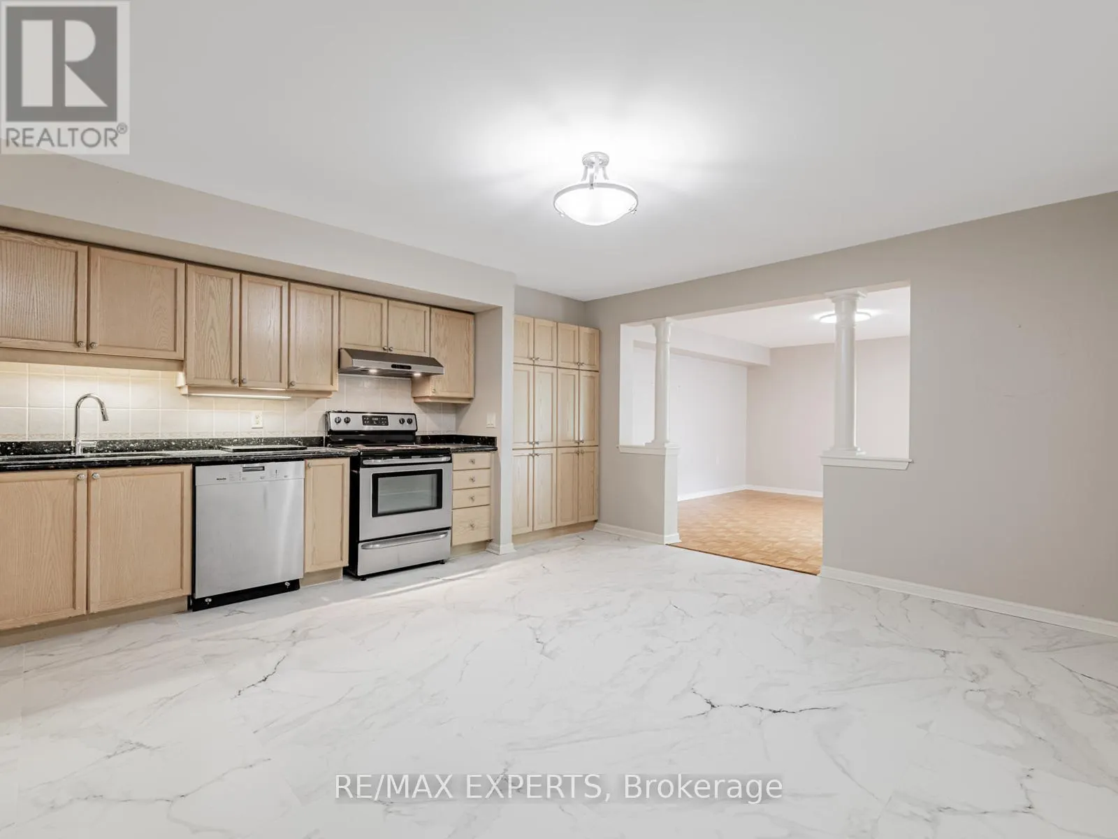 301 - 2500 RUTHERFORD ROAD