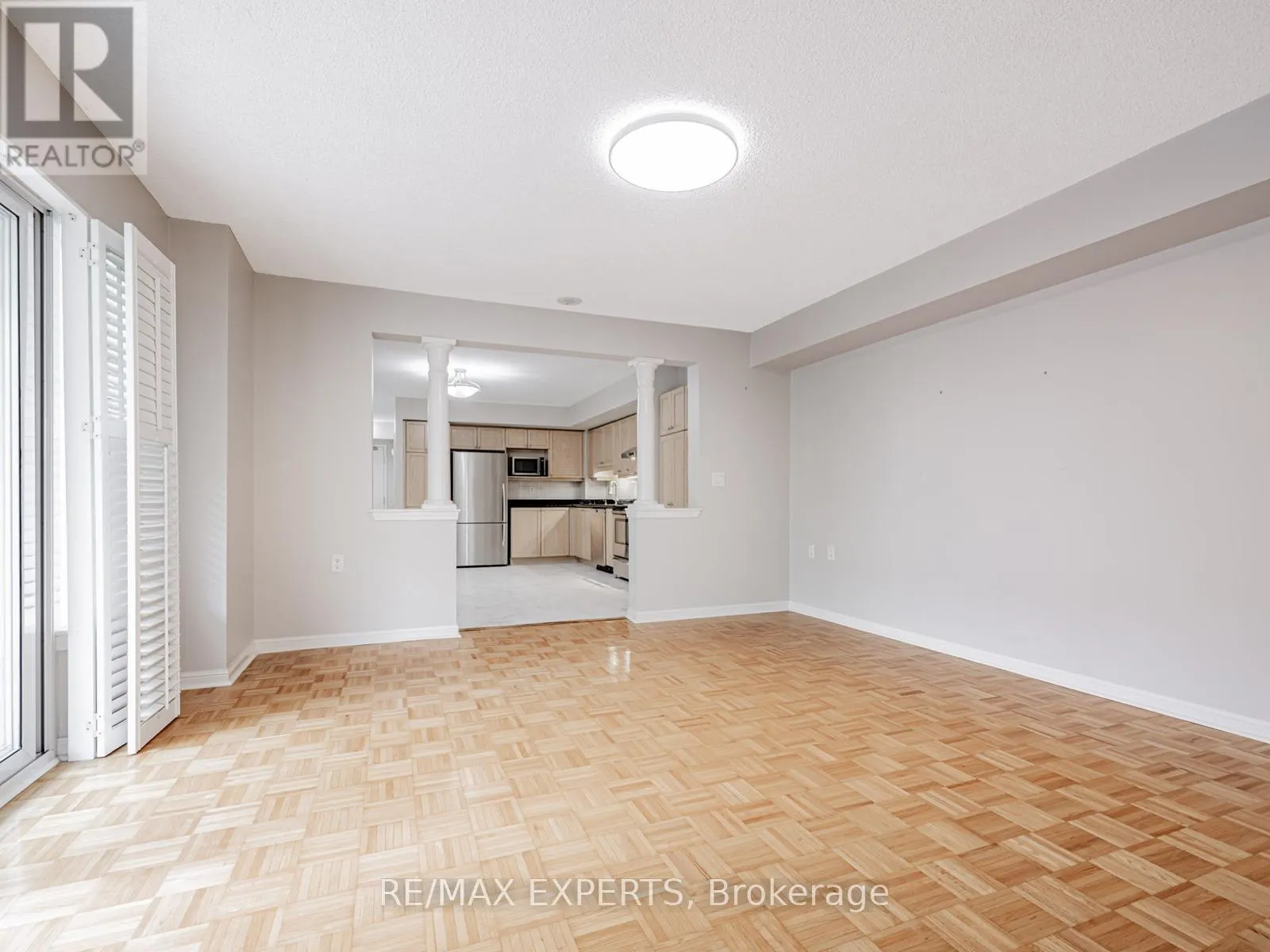 301 - 2500 RUTHERFORD ROAD