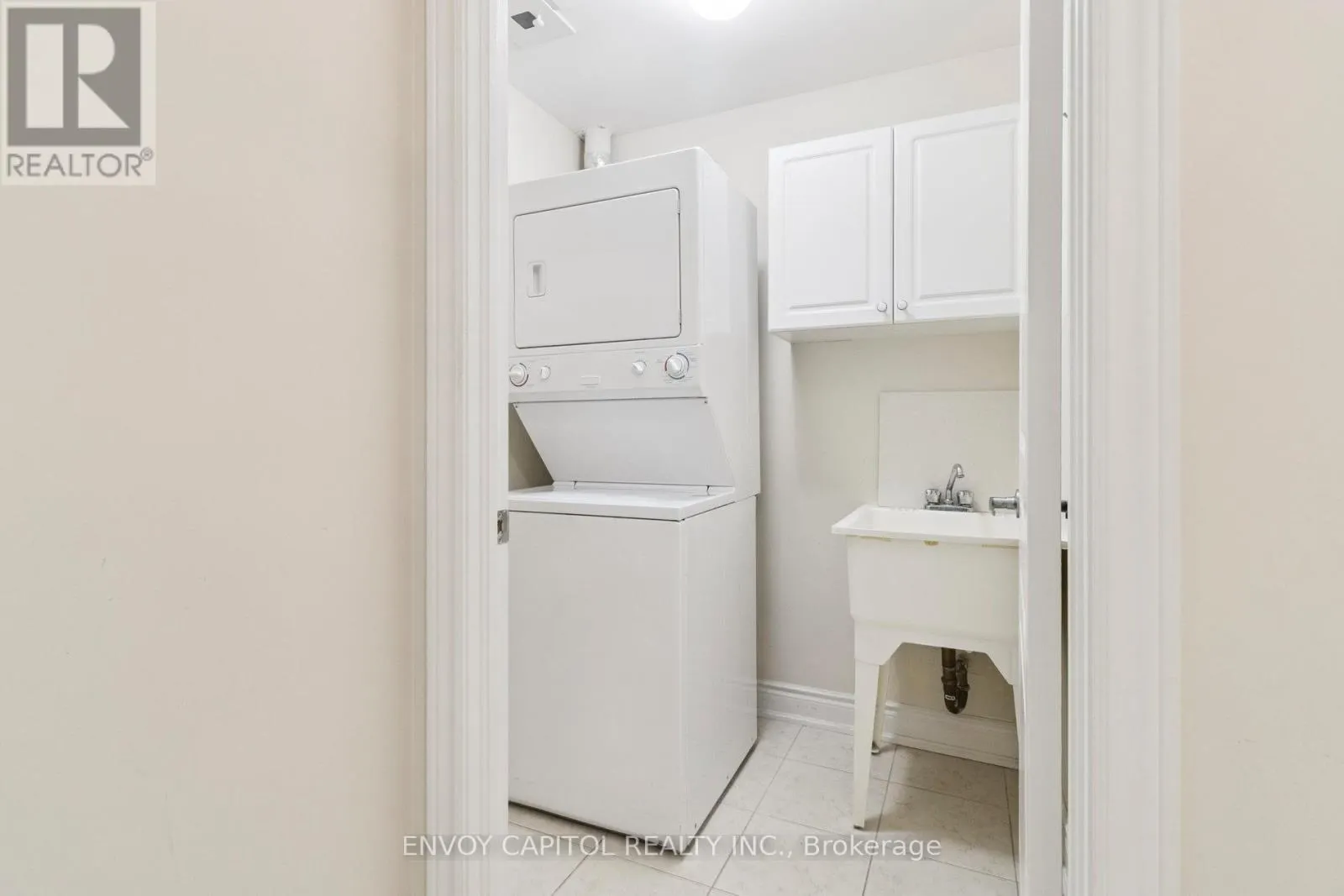 203 - 9901 KEELE STREET