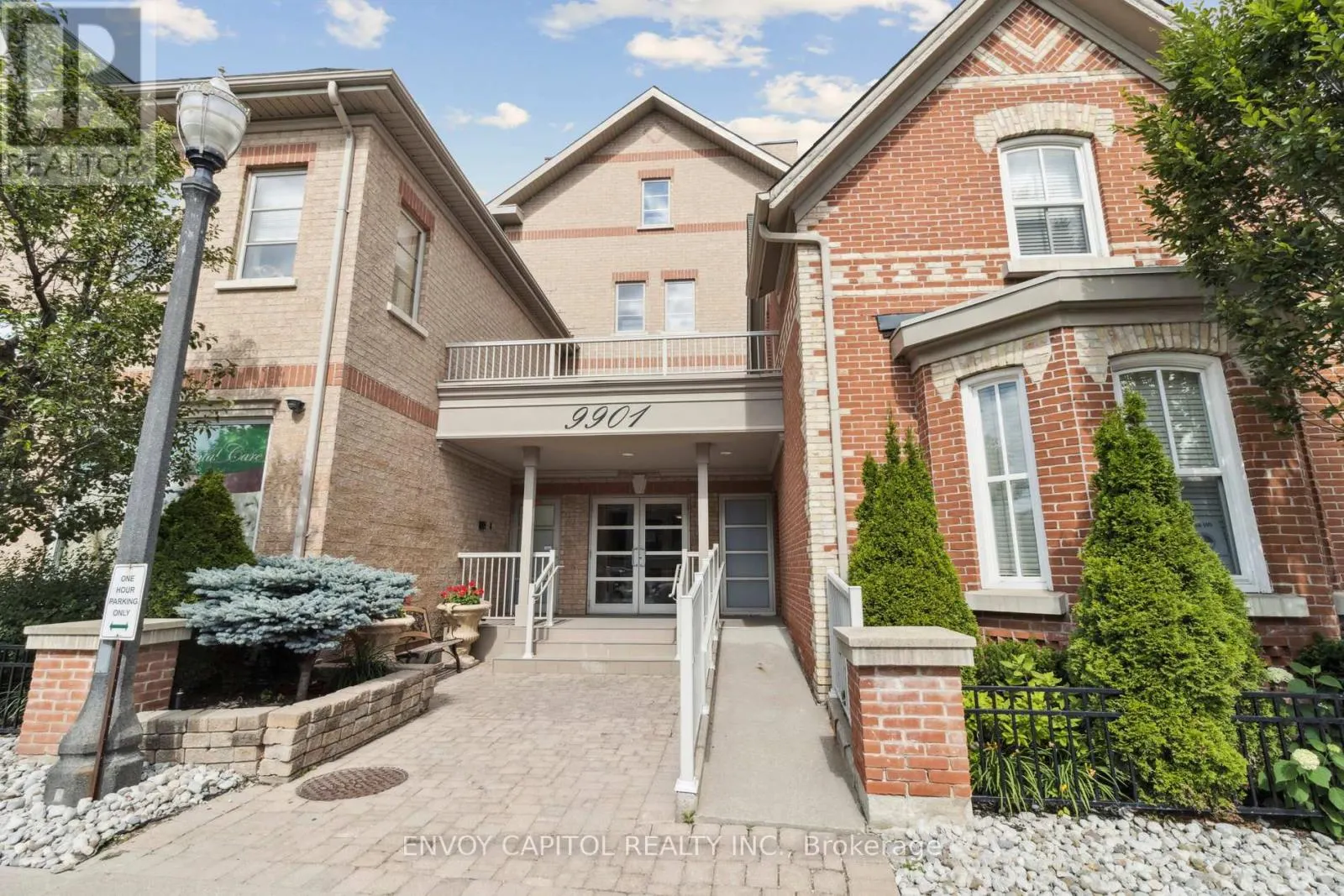203 - 9901 KEELE STREET