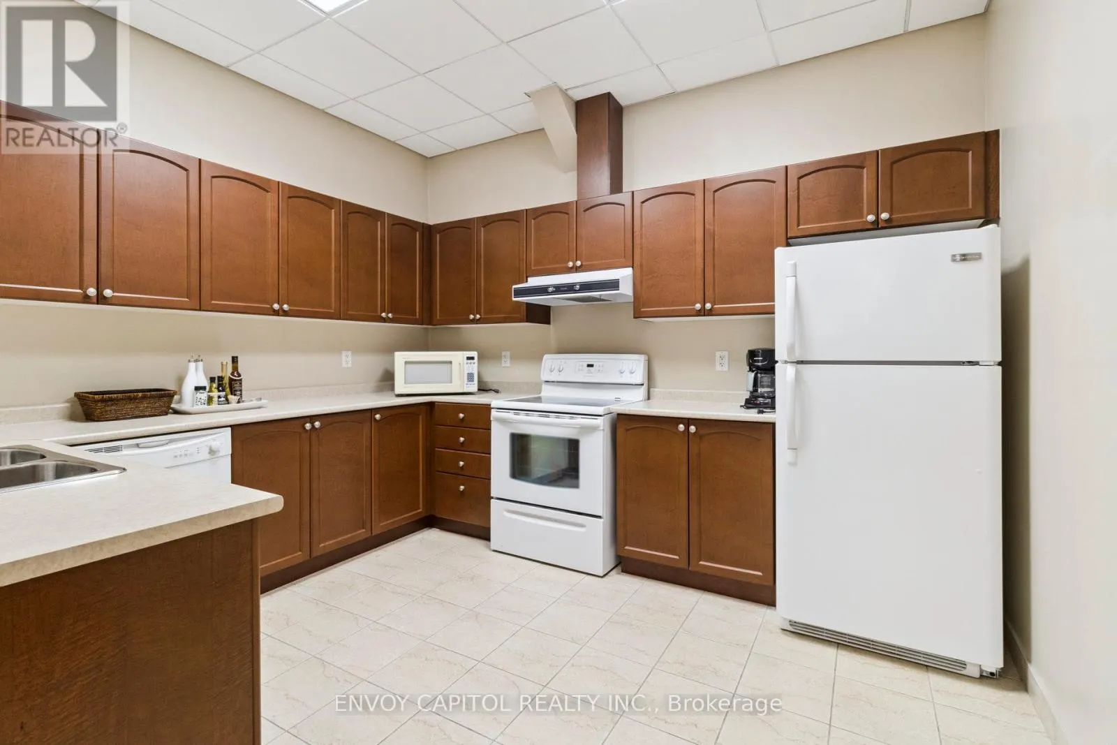 203 - 9901 KEELE STREET