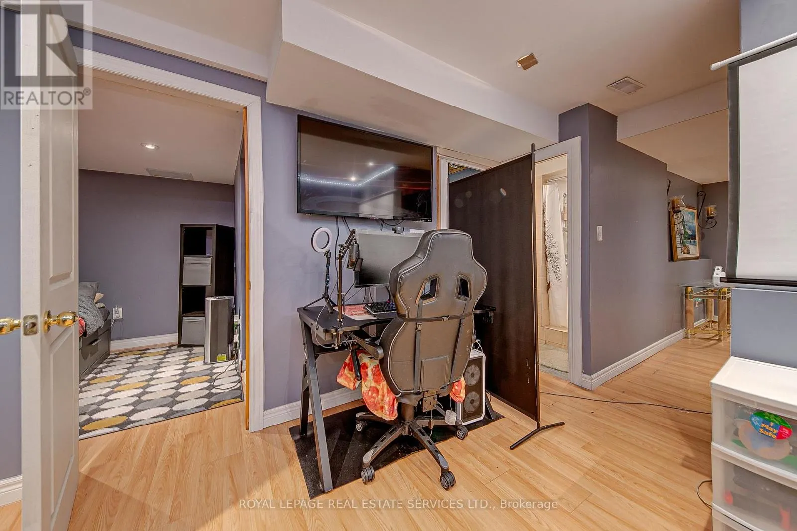 24 DEER RUN CRESCENT