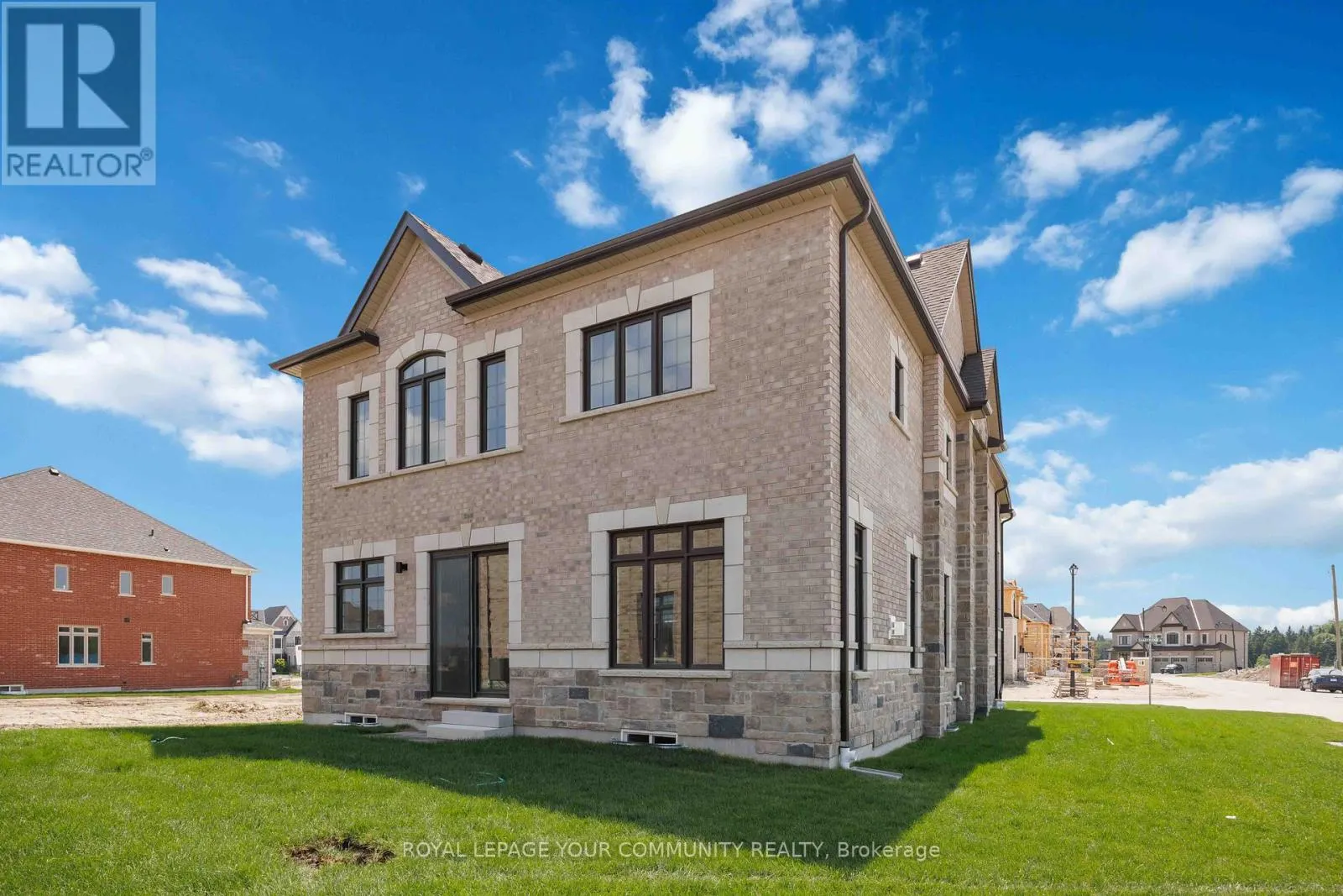 18 SHADYRIDGE STREET