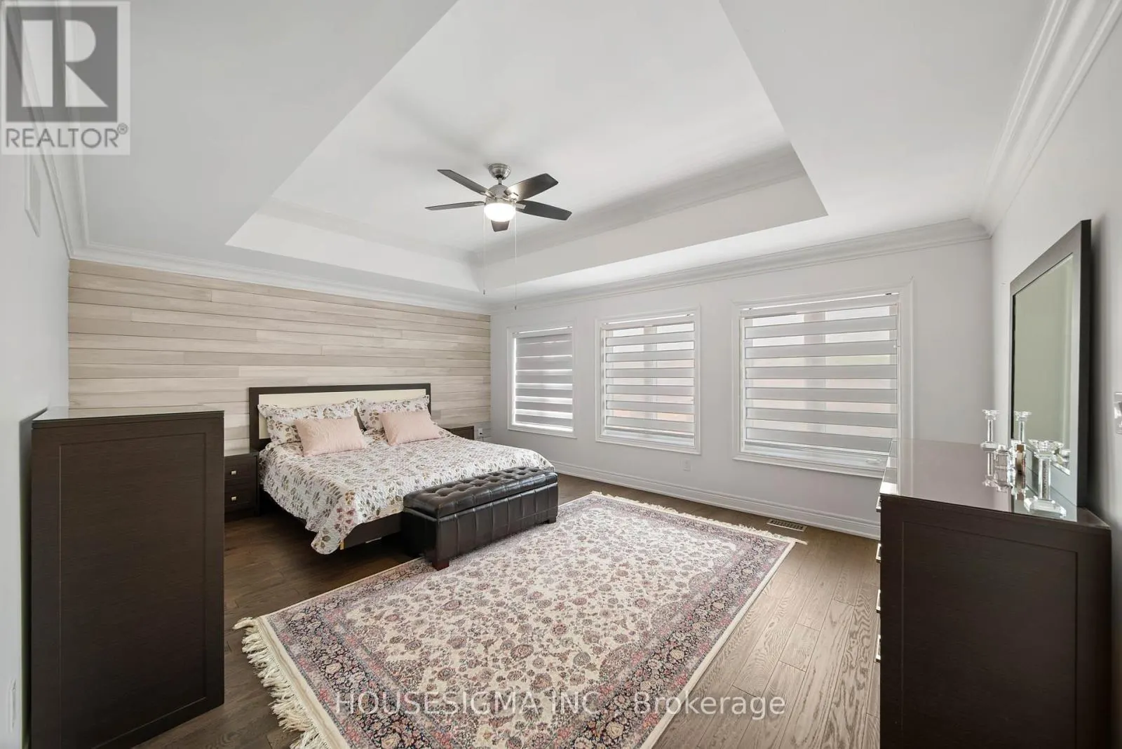 94 FOREST EDGE CRESCENT
