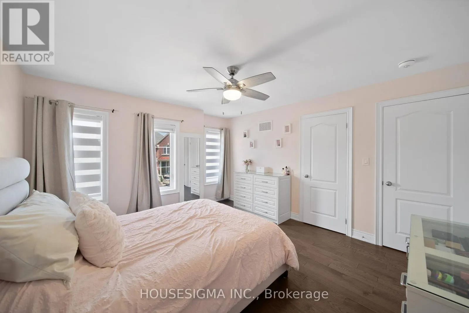 94 FOREST EDGE CRESCENT