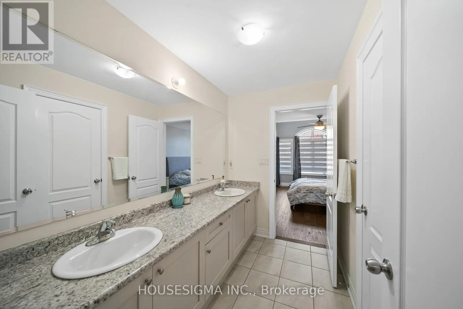 94 FOREST EDGE CRESCENT