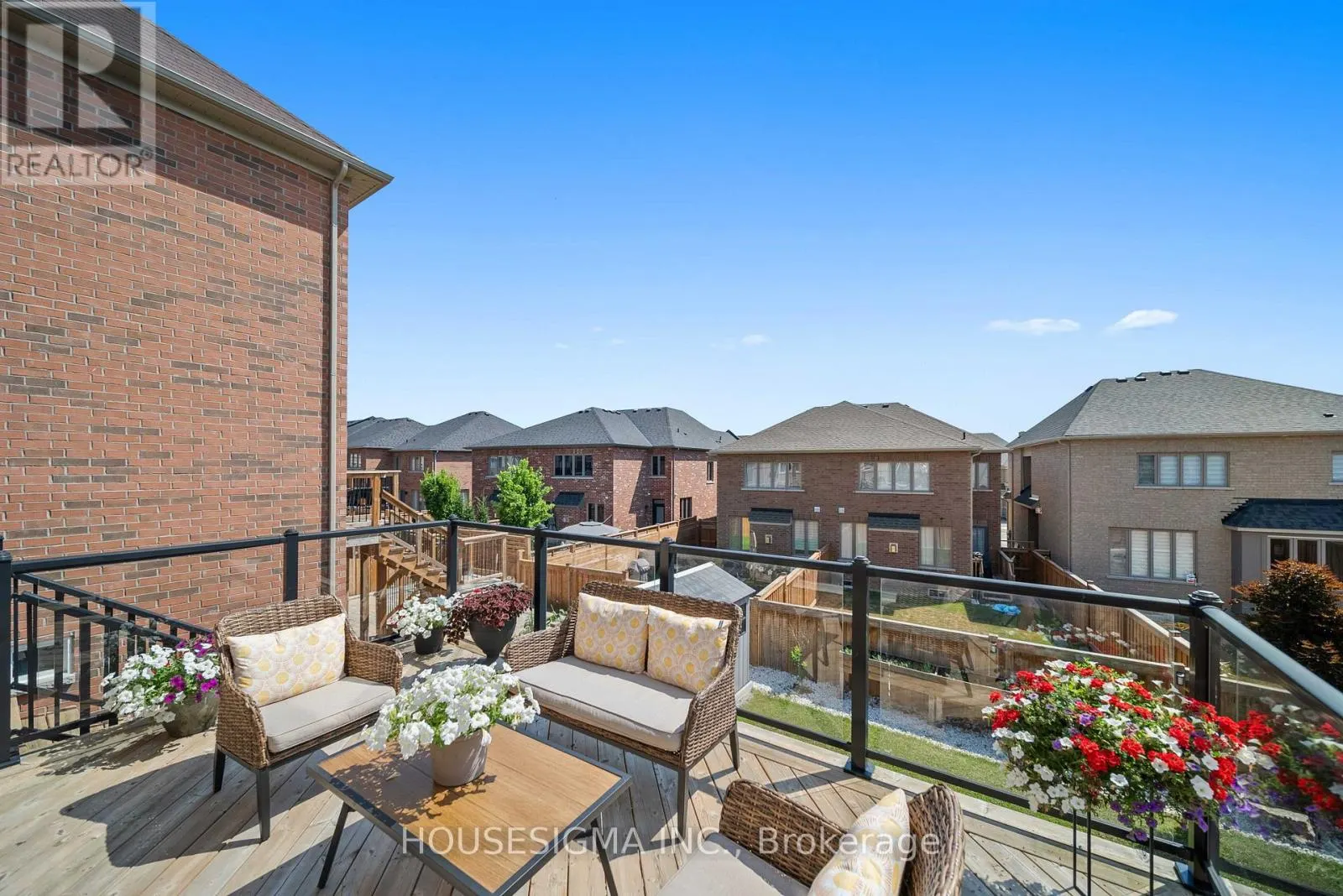 94 FOREST EDGE CRESCENT