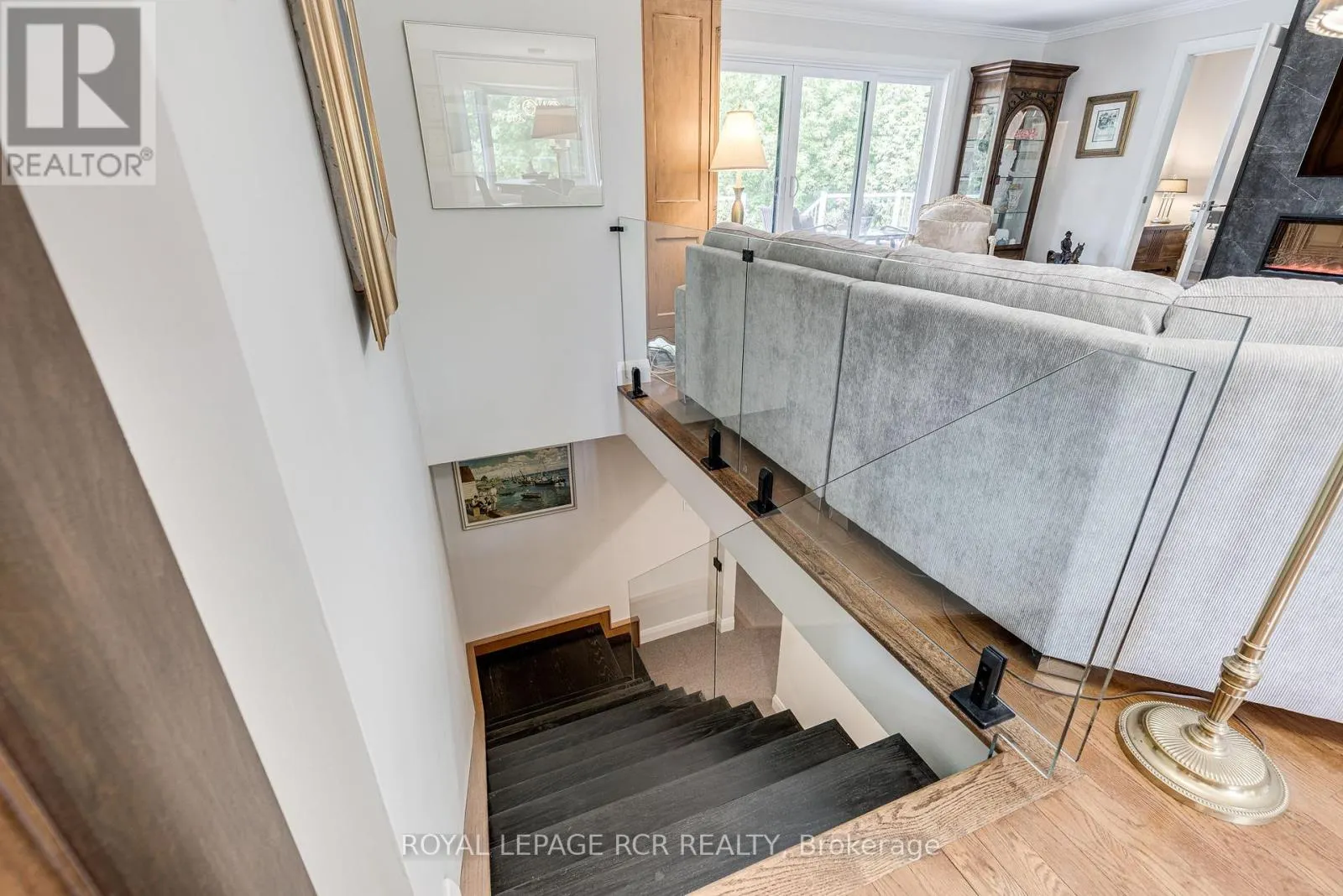 1 LORMIK DRIVE