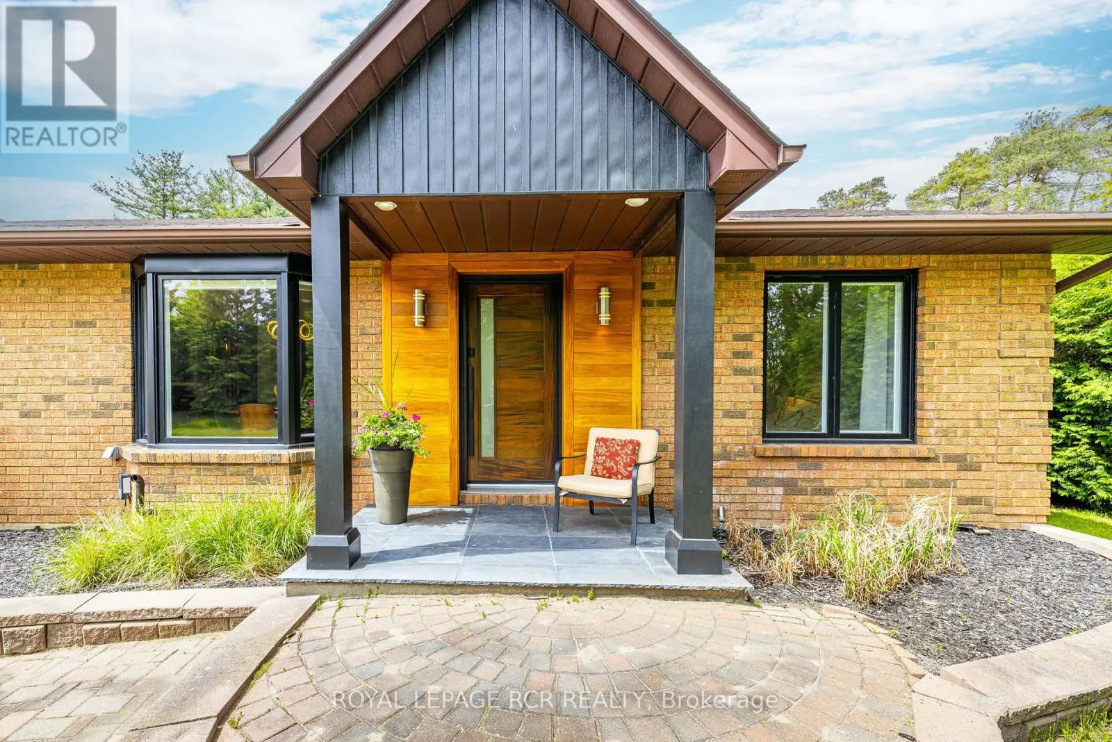 1 LORMIK DRIVE