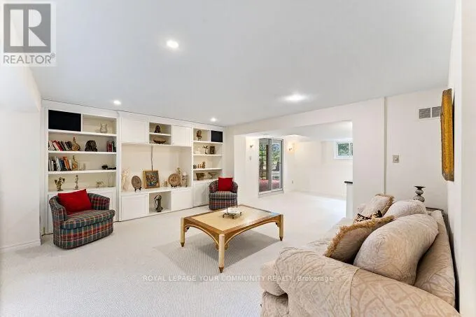 20 COPLAND TRAIL
