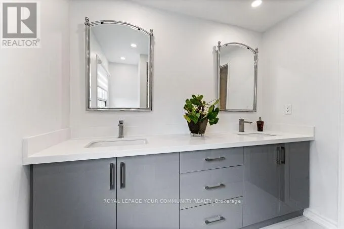 20 COPLAND TRAIL