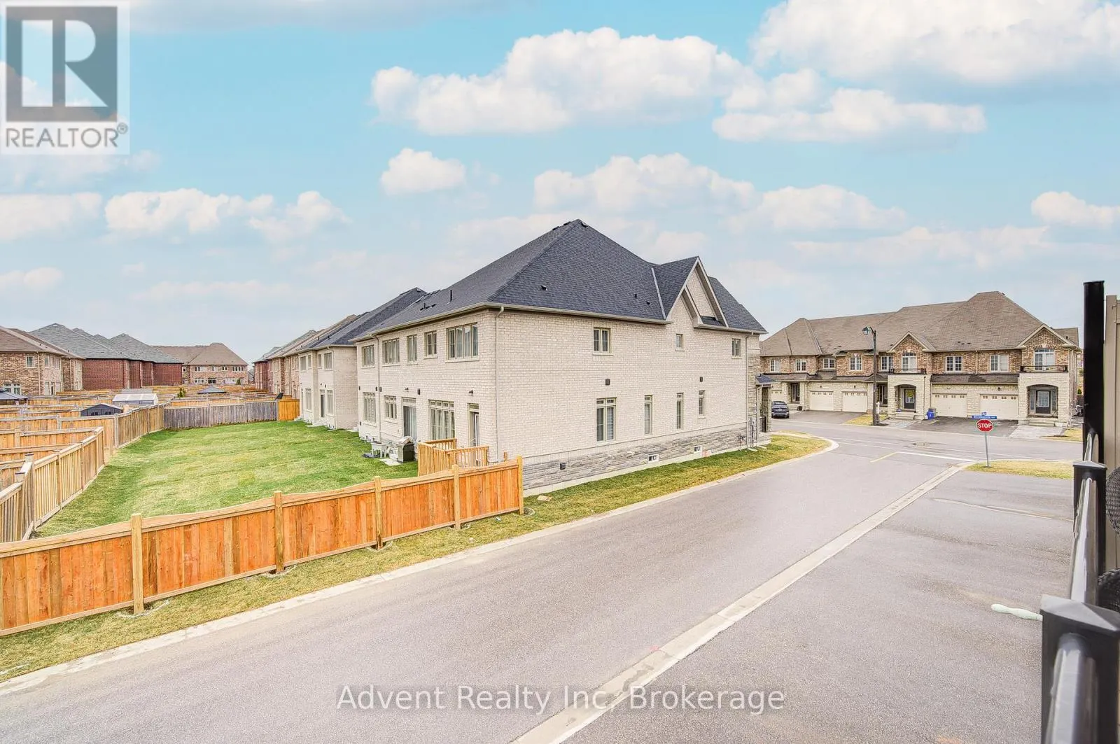 95 BEECHBOROUGH CRESCENT