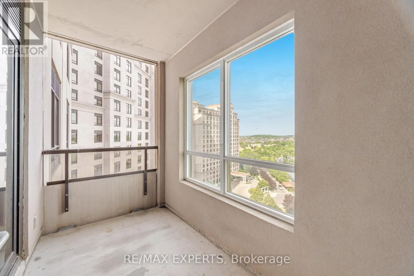 1103 - 9255 JANE STREET