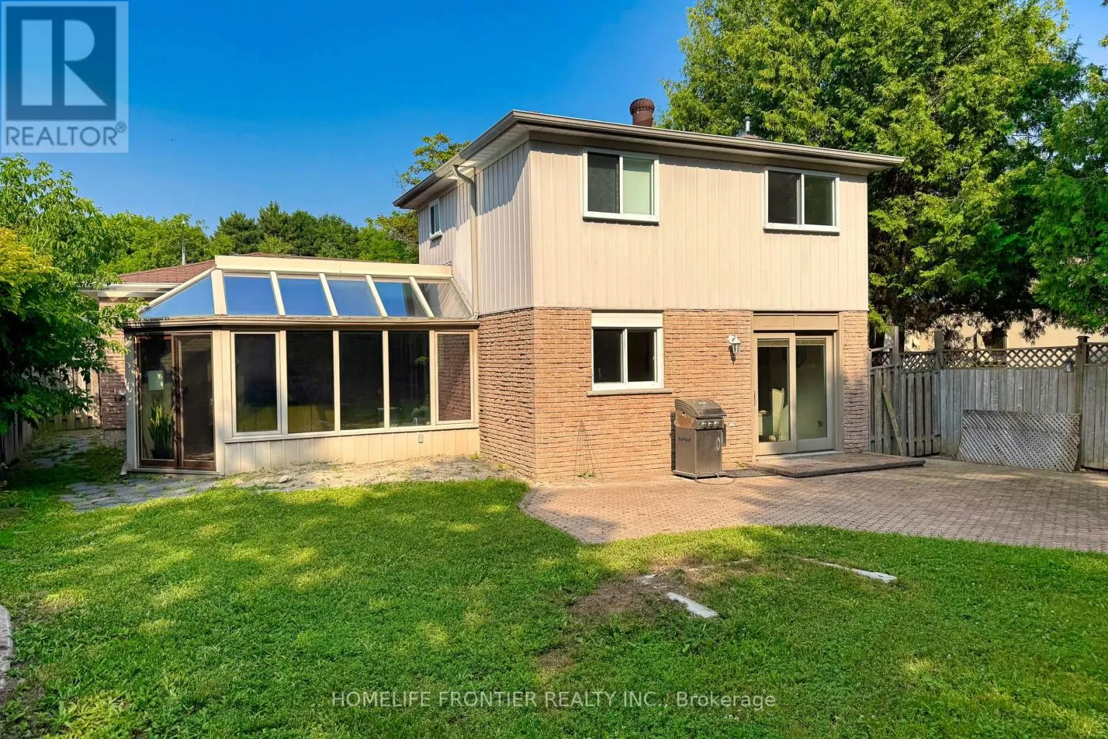24 BRIGHTWAY CRESCENT