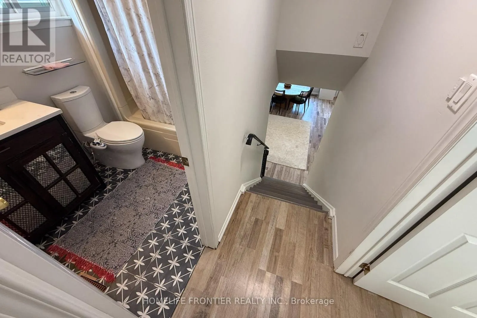 24 BRIGHTWAY CRESCENT