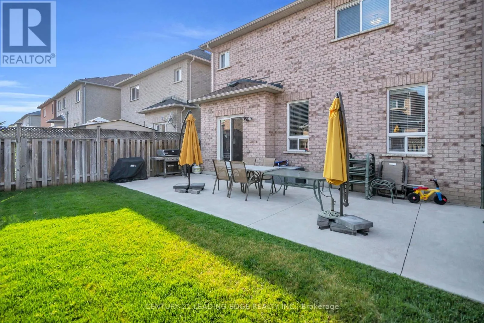 288 KIRKVALLEY CRESCENT