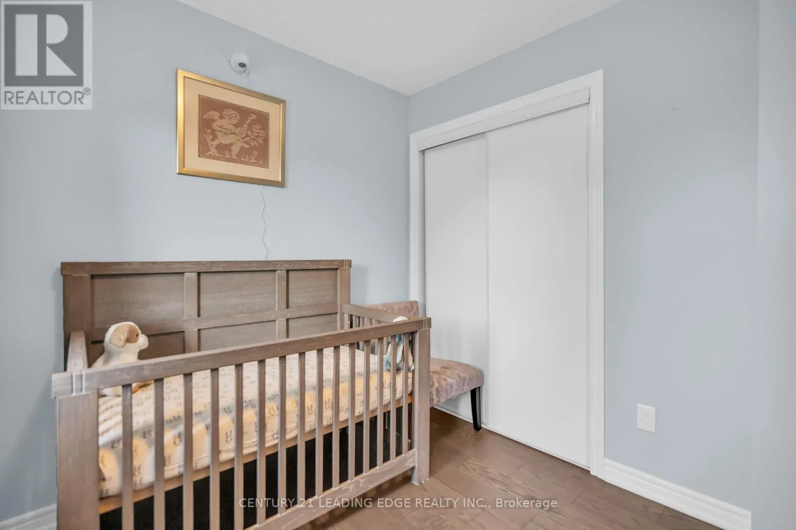 288 KIRKVALLEY CRESCENT