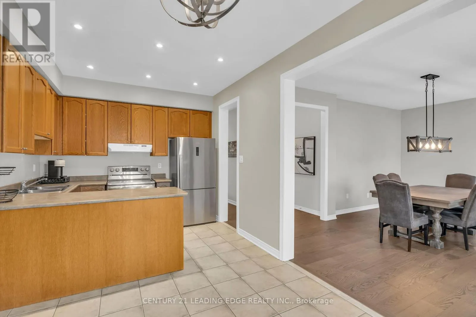 288 KIRKVALLEY CRESCENT