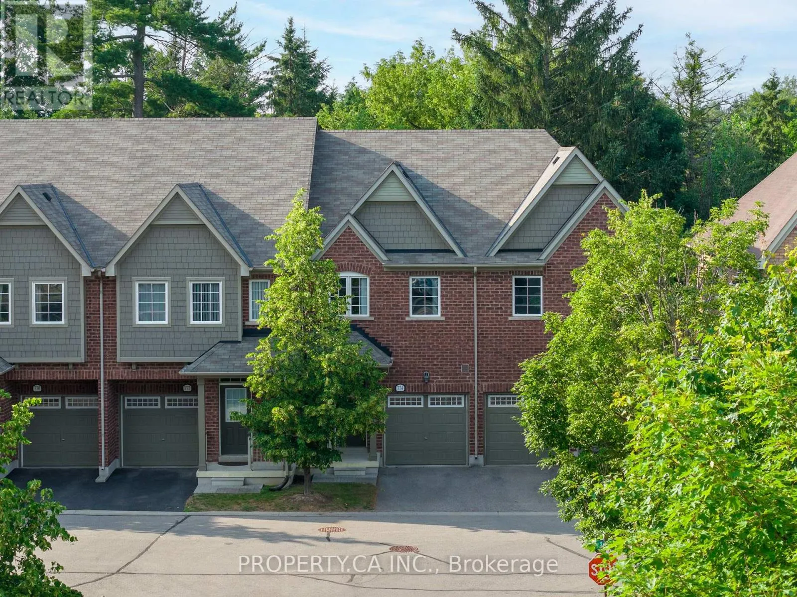 774 HARRY SYRATT AVENUE