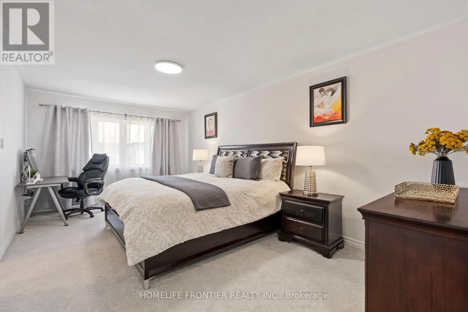 77 BEECHBOROUGH CRESCENT