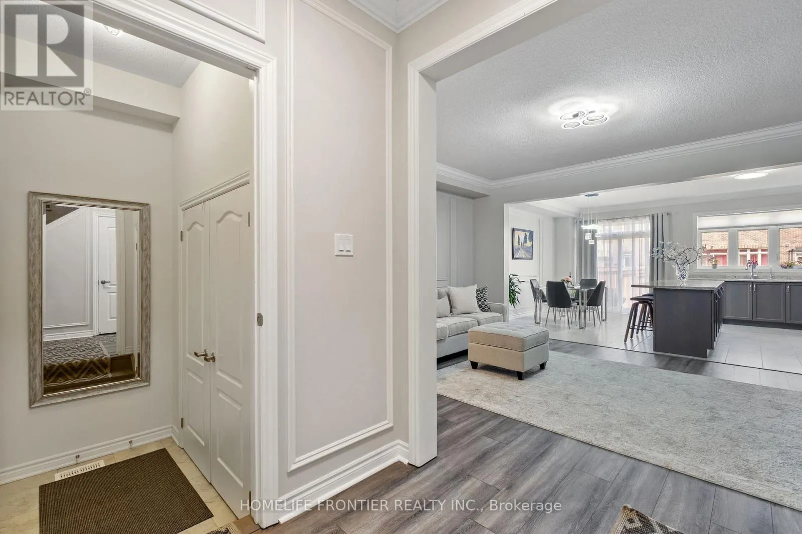 77 BEECHBOROUGH CRESCENT