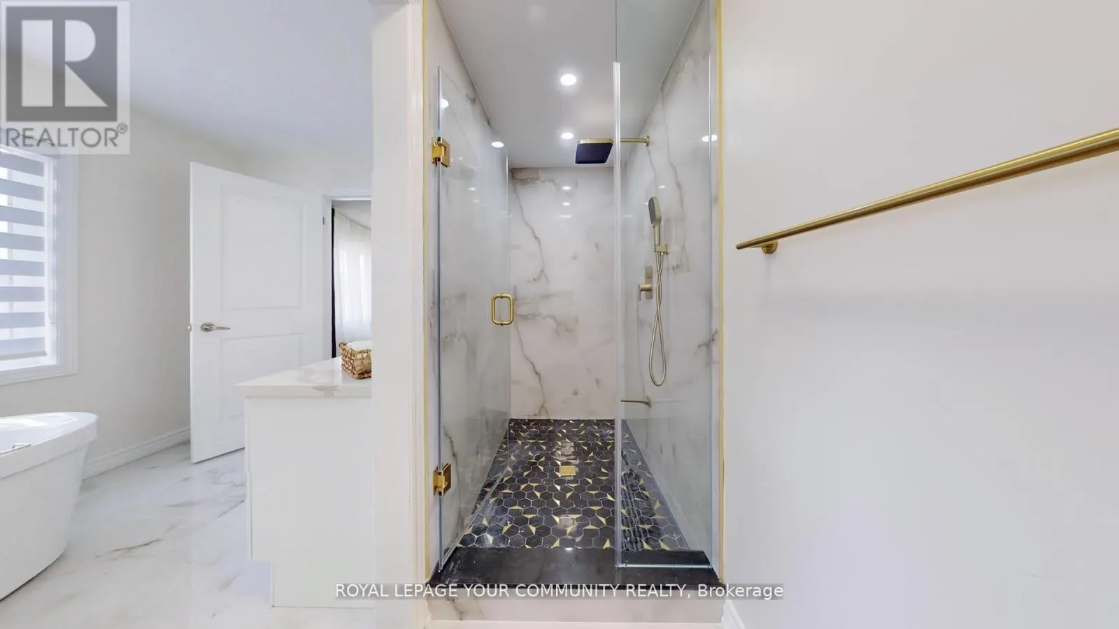 1072 WICKHAM ROAD