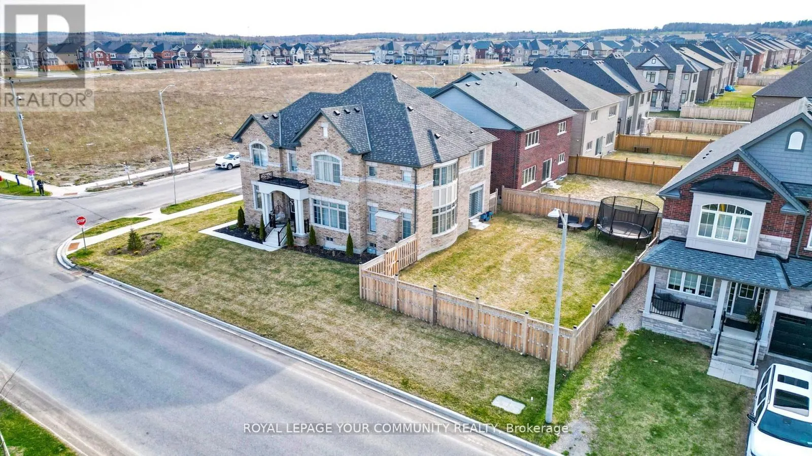 1072 WICKHAM ROAD