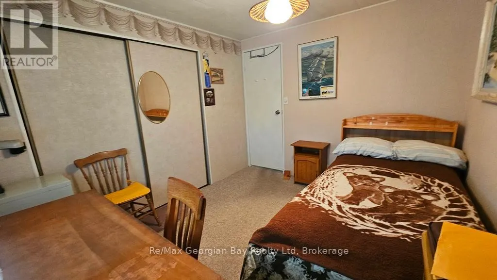 27 MIMOSA DRIVE