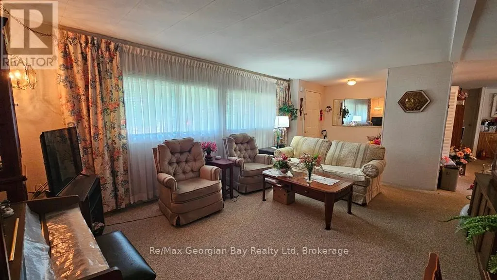 27 MIMOSA DRIVE