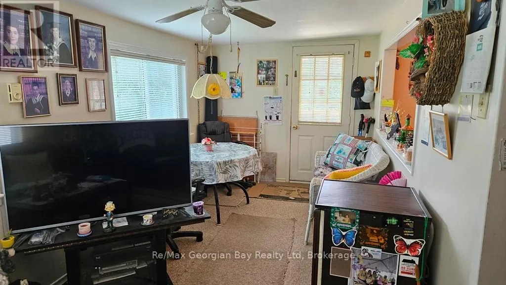 27 MIMOSA DRIVE