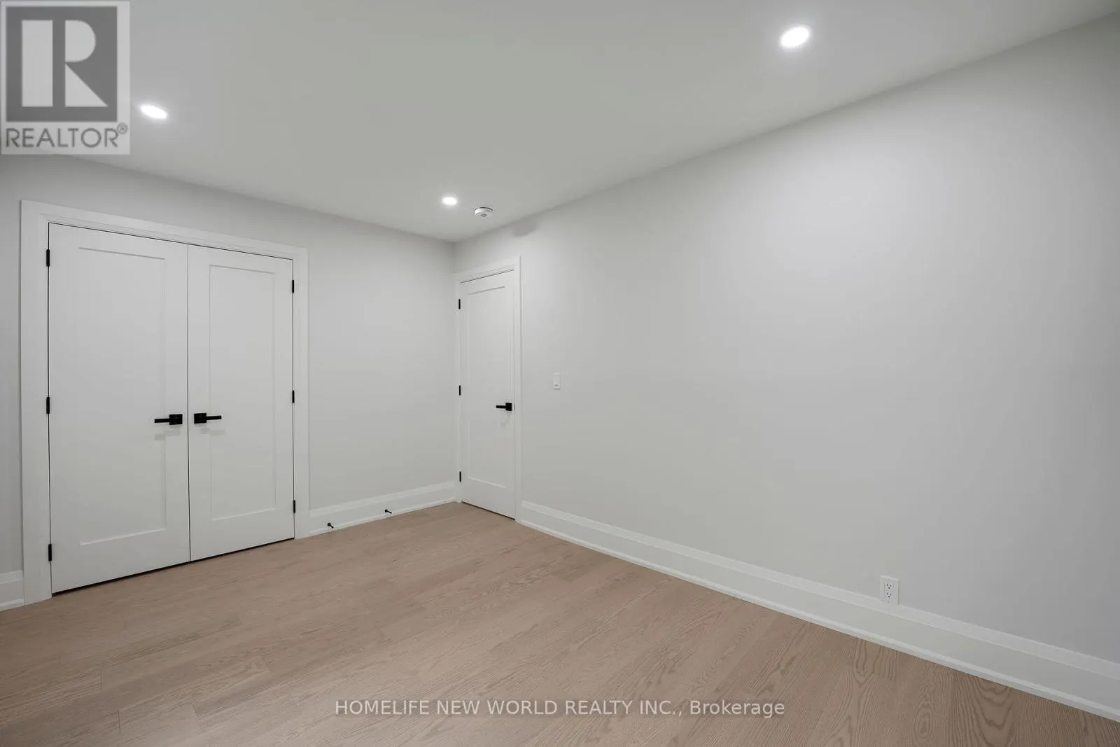 105 MURRAY DRIVE
