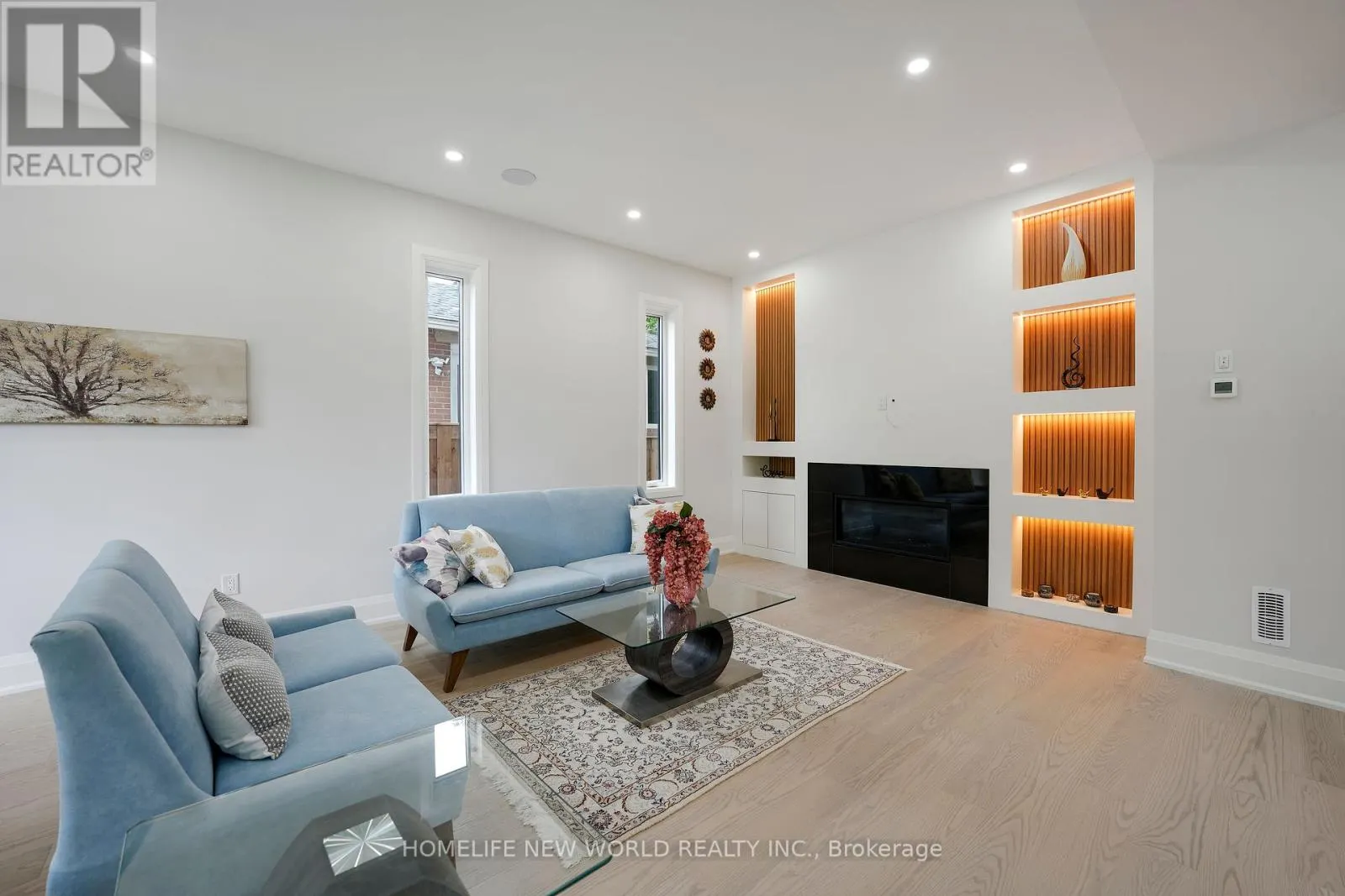 105 MURRAY DRIVE